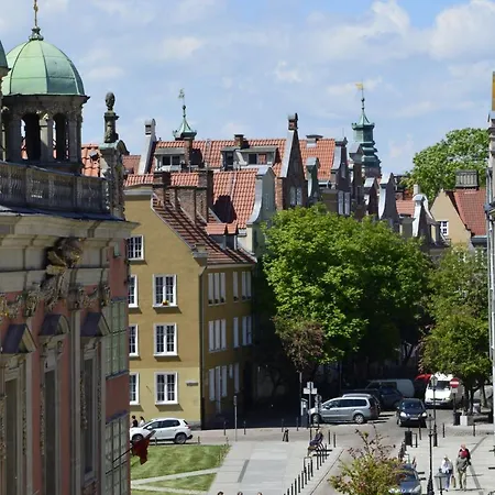 Old Town Happy Apartment, The Location *