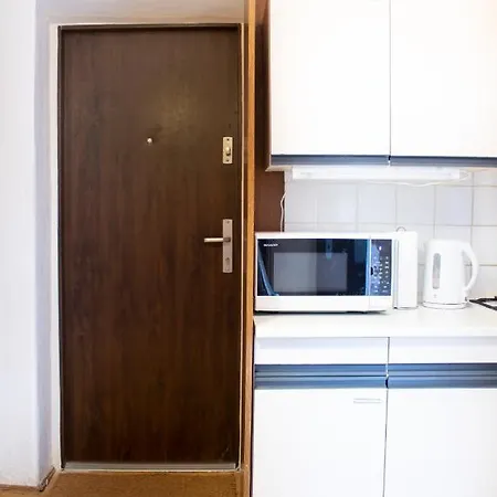 Old Town Happy Apartment, The Location