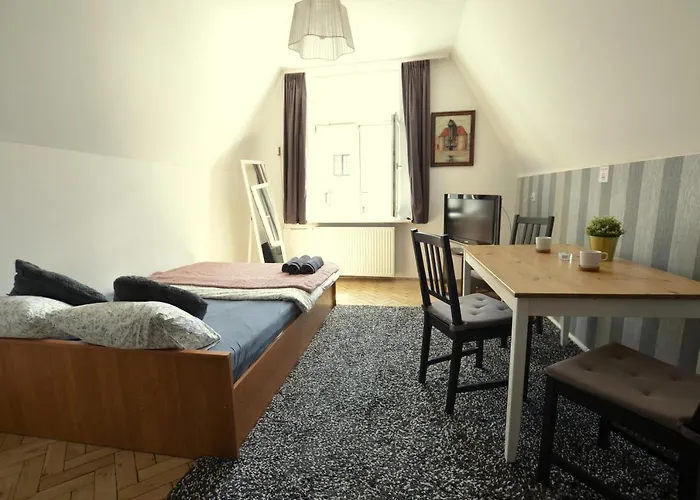 Old Town Happy Apartment, The Location Apartament *